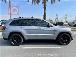 جیپ گراند شیرۆکی